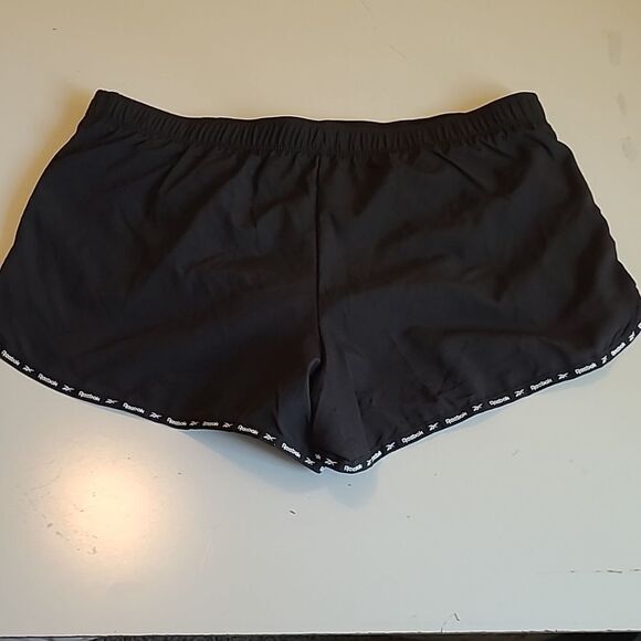 NEW M REEBOK POCKETS SHORTS BLACK WHITE ATTACHED PANTY DRAWSTRING RUNNING MEDIUM - Picture 5 of 9